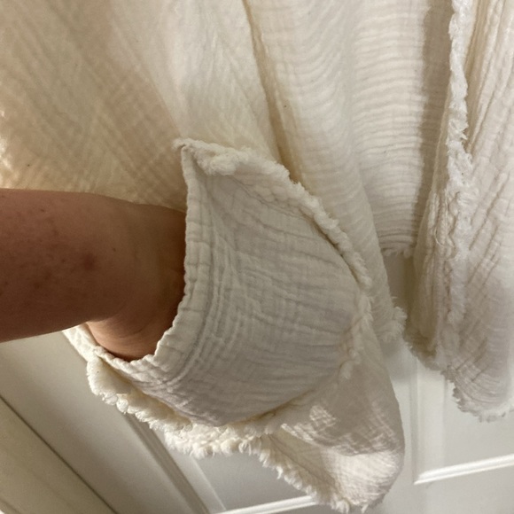 White Textured Open Cardigan - Picture 3 of 4